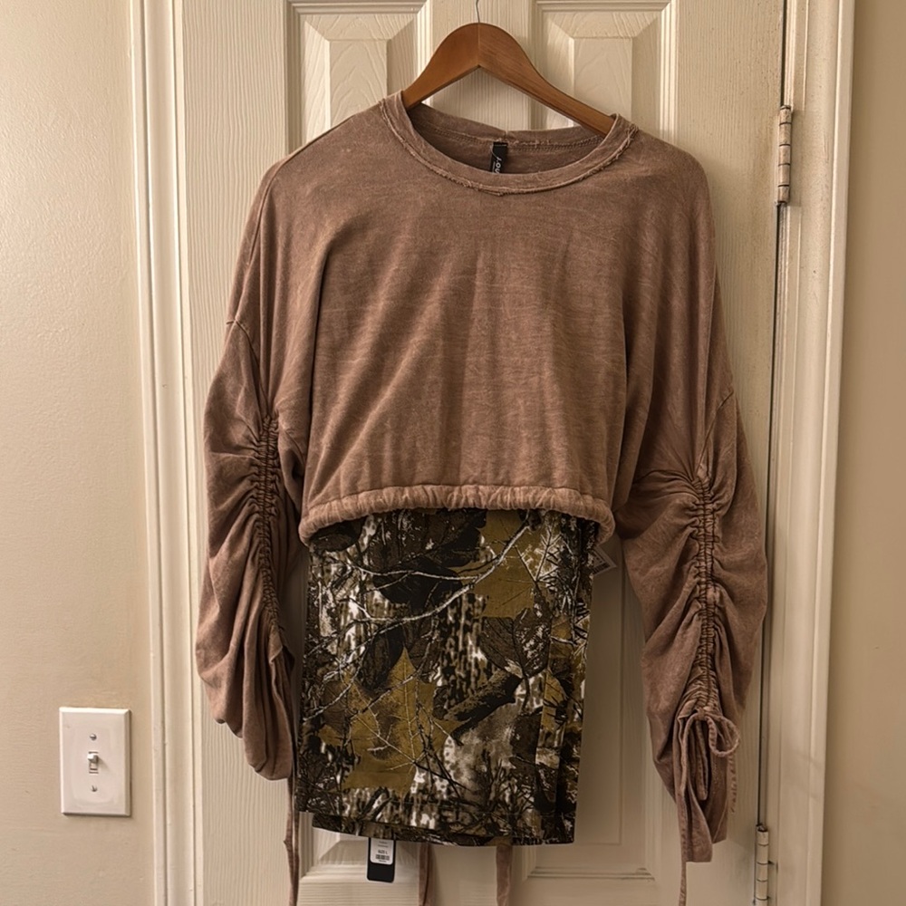 Brown  j.our Ruched Long Sleeve Top( just top)